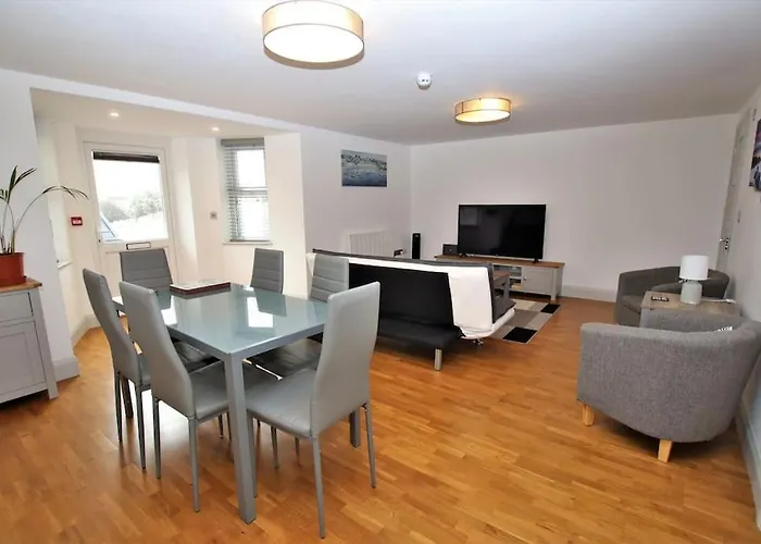 St James Apartment